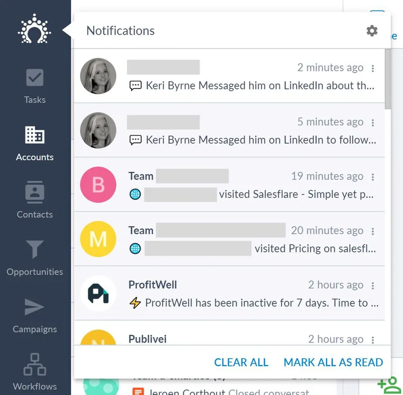 LinkedIn 메시지, 웹사이트 방문, 비활성 알림이 표시된 Salesflare의 알림 센터