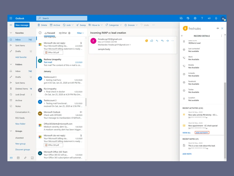 Freshsales-Panel in Outlook mit den Datensatzdetails eines Leads, Lead-Score und letzten Aktivitäten